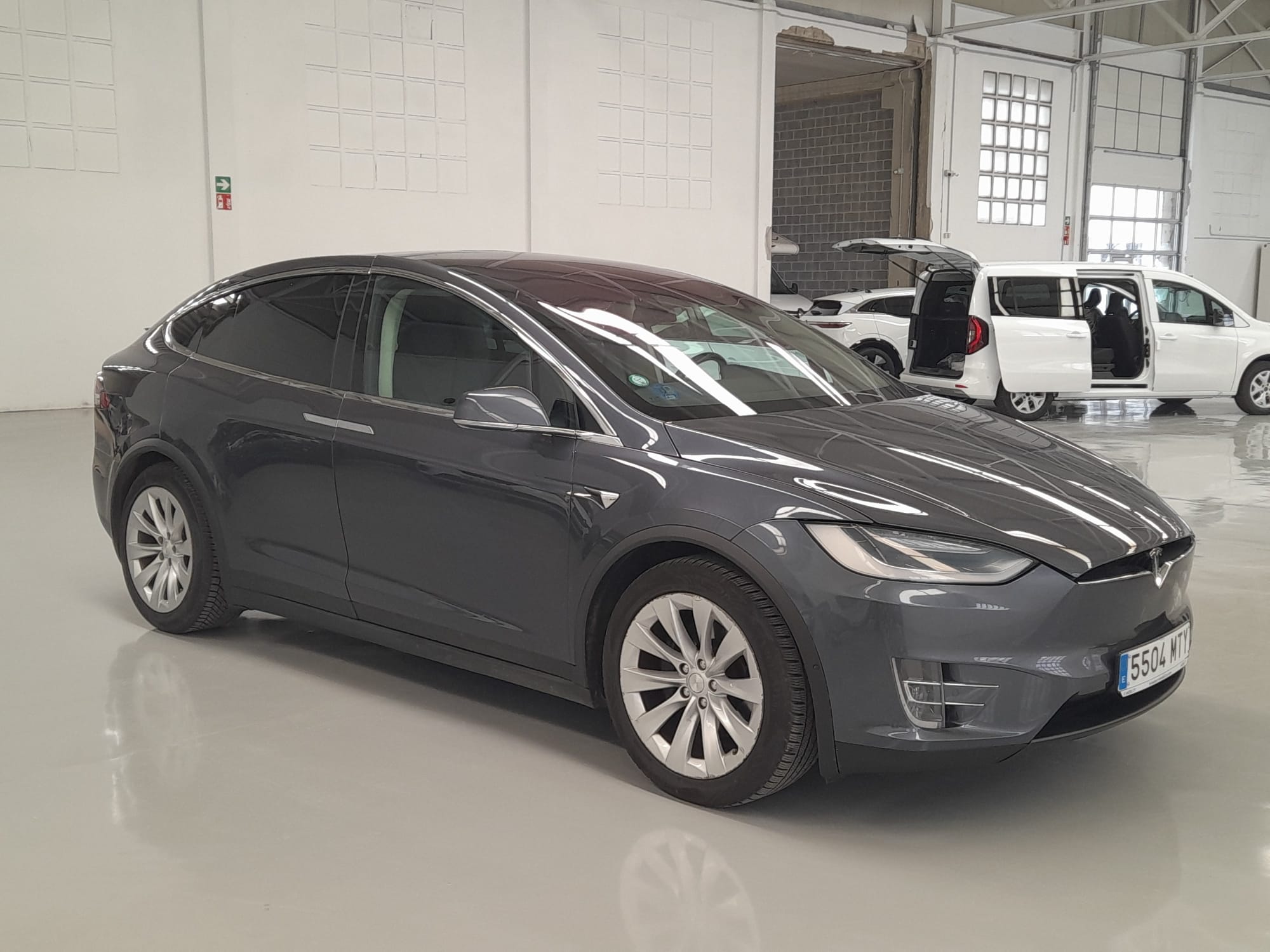 TESLA MODEL X 100 D AWD 525CV DUAL MOTOR. GRAN AUTONOMÍA. CONDUCCIÓN AUTÓNOMA. - Imagen 7